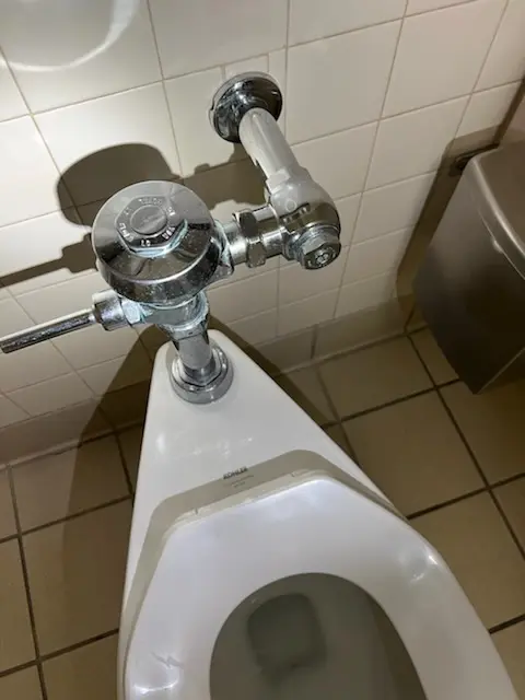 Fixture installation and repair for Pipe Repair in Walteria